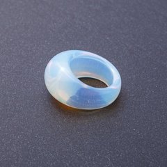 Перстень з натурального Місячного каменю Опаліт р-р 19,20мм купити біжутерію дешево в інтернеті