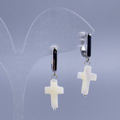 Сережки білий Перламутр хрест d-10х15мм L-34мм+- купити біжутерію дешево в інтернеті
