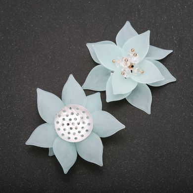 Фурнітура нашивка Квітка Лілії блакитний акрил d-50 (+ -) мм купити біжутерію дешево в інтернеті