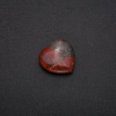 Сувенирный камень Яшма в форме Сердца 30х30х10(+-)мм