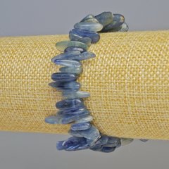 Браслет Кіаніт натуральний камінь крихта "голка" d-18х3мм+- (стрейч) L-18см+- купити біжутерію дешево в інтернеті