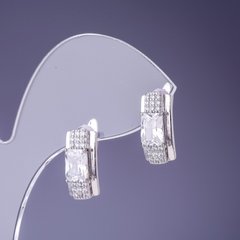 Сережки Xuping з білими цирконами 16х8мм родій купити біжутерію дешево в інтернеті