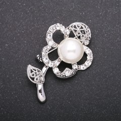 Брошка перлова Квітка колір "біле срібло" 30х48мм купити біжутерію дешево в інтернеті