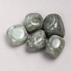 Сувенірне натуральне каміння Лабрадор d-22х20мм+- (фасування 100г.) купити біжутерію дешево в інтернеті