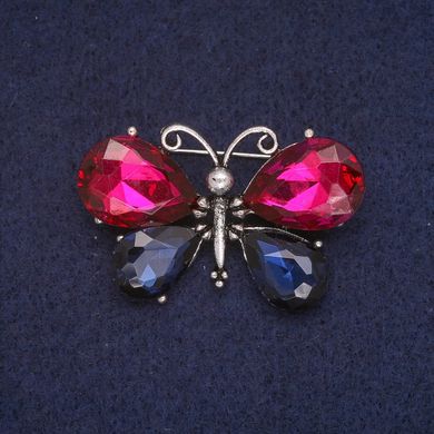 Брошка Метелик з малиновими і синіми кристалами, сріблястий метал 26х40мм купити біжутерію дешево в інтернеті