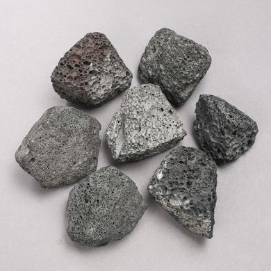Сувенірні натуральні камені Лава d-40х30мм+- (фасування 100г.) асорті розмірів купити біжутерію дешево в