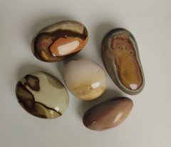 Сувенірне натуральне каміння Агат асорті розмірів, вага від +-50г. (ціна за 100 грам) купити біжутерію дешево