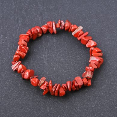 Браслет натуральний камінь Яшма червона крихта на резинці d-8 мм обхват 18,5 см купити біжутерію дешево в