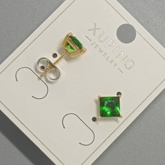 Сережки пусети Xuping з зеленим кристалом d-6мм+- позолота 18К купити біжутерію дешево в інтернеті