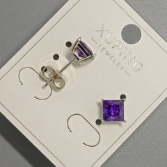 Сережки пусети Xuping з фіолетовим кристалом d-6мм+- родій купити біжутерію дешево в інтернеті