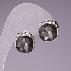 Сережки 1,5 см квадрат кристал сірий купити біжутерію дешево в інтернеті