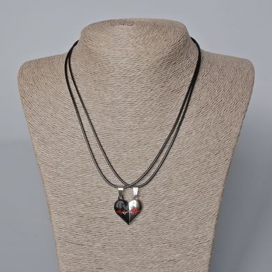 Парні кулони "Серце" на магніті, червона та чорна емаль, сріблястий метал 24х22мм + - L-45-50см+- купити