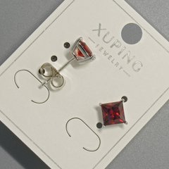 Сережки пусети Xuping з червоним кристалом d-6мм+- родій купити біжутерію дешево в інтернеті