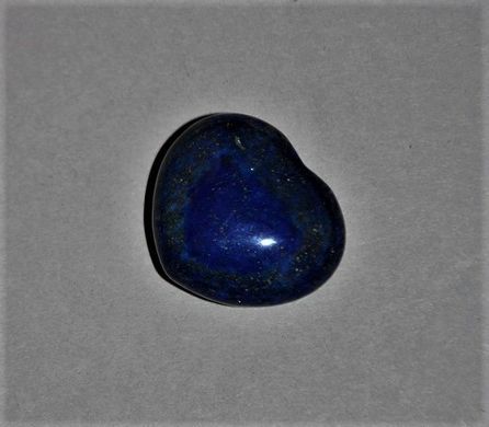 Сувенірний камінь Лазурит у формі серця 37х40(+-)мм купити біжутерію дешево в інтернеті