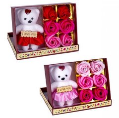 Набір подарунковий "Троянди з мила 6шт з Ведмедиком" 13-137 купить дешево в интернет магазине