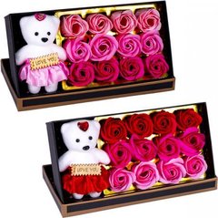 Набор подарочный "Розы из мыла 12шт с Мишкой" 13-138 купить оптом дешево в интернет магазине