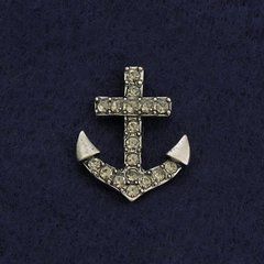 Брошка на закрутці "Якір" 2см сірий метал стрази
