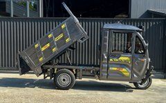 Електричний трицикл гібридний SOK CARGO TRIX 2500W-72V-65Ah GraFen Гідравлика кузов 1.1 х 1.6 +генер. 4 квт. шини 12"/12"
