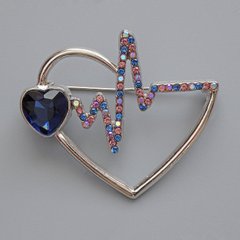 Брошка Серце синій кристал, різнокольорові стрази, сряблястий метал 46х40мм купити біжутерію дешево в