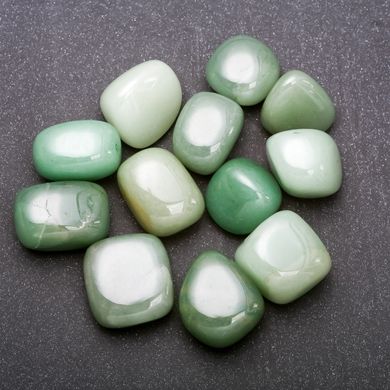 Натуральний камінь Нефрит галтівка 15х20мм (+-) фасовка 100 грамів купити біжутерію дешево в інтернеті