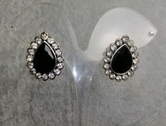 Сережки пусети Краплі з чорними кристалами 24х19мм купити біжутерію дешево в інтернеті