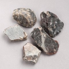 Сувенірні натуральні необроблені камені Обсидіан d-40х30мм+- (за 100г.) асорті розмірів купить бижутерию