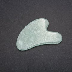 Массажер-скребок ГуаШа из натурального камня Нефрит 6х8см купить оптом дешево в интернет